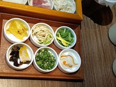 -良米山·云南野生菌过桥米线(上海首店)