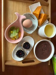 -卓玥国际月子会所(罗山路店)