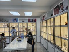 -潘多拉眼镜·蔡司依视路明月(潘家园店)