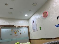 -苗医生专业祛痘·皮肤管理