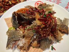 -肥肥虾庄·金牌油焖大虾(杨园滨江时代walk店)