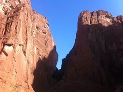 -天山神秘大峡谷