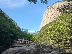 -鄣山大峡谷