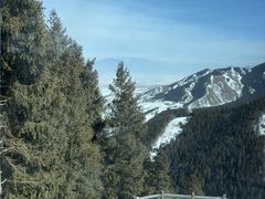 -丝绸之路山地度假区滑雪场
