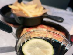 -必胜客(东大桥店)