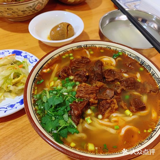 老冯家红烧牛肉面(德通·银沙华庭店)