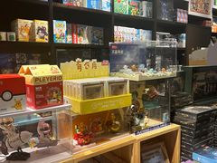 -钟书阁(松江泰晤士小镇店)