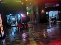 -速8酒店(成都龙泉世茂城广场店)