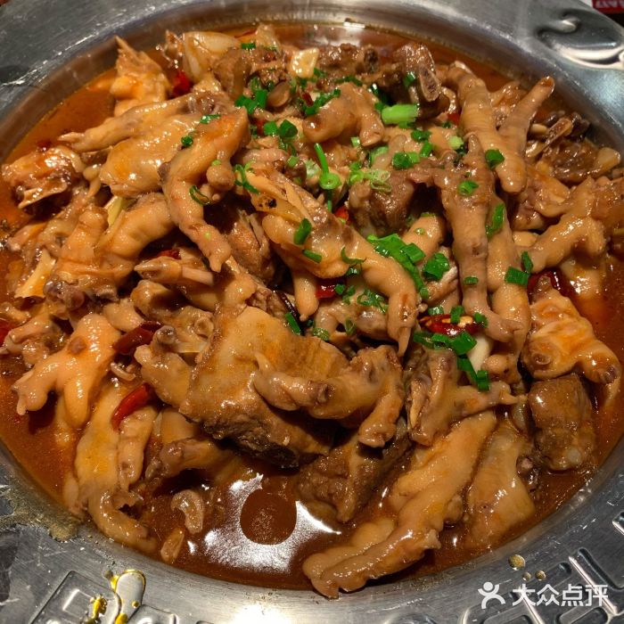 胖哥俩肉蟹煲(弘阳广场店)鸡爪煲图片