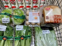 -家乐福(四元桥购物中心店)