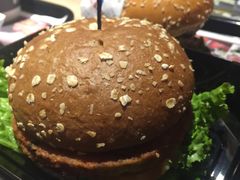 -The Habit Burger Grill 哈比特汉堡(复兴soho店)