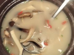 -爱碗亭·鲜炒湖南菜(壹城中心店)