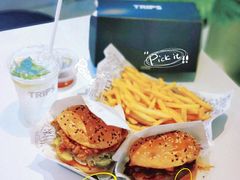 -TRIPS BURGER(大钟寺店)
