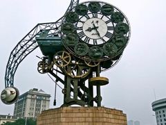 景点-世纪钟