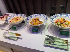 -亚洲国际大酒店·云顶阁旋转自助餐厅