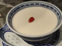 杏仁豆腐-禄婶鸡煲·打边炉