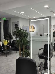 -Coo Hair salon