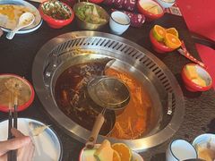 -醉董牛川派鲜肉自选火锅(烟台店)