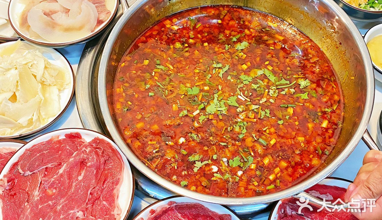 中沅广场！渣渣牛肉好吃哭了[流泪]
