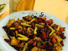 小炒牛蛙-通乐簋街小龙虾(老店)