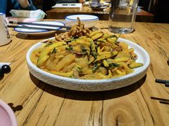 芝麻酱大拉皮-關東雪东北菜(中庚漫游城店)