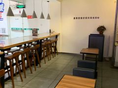 -荀记肉夹馍(三八家乐福店)