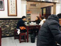 大堂-牛一嘴·兰州牛肉面·大盘鸡(财富中心店)