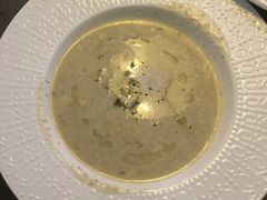 牛肝菌蘑菇浓汤-CRAZYONES西班牙海鲜饭(上海美罗城店)
