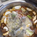 点了一个4-5人餐、有点多没还没有下烫菜就吃饱了
