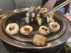 -围炉肉舍•炭烤活鳗•丹东海鲜烤肉(步行街店)