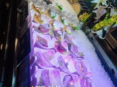 -领鲜活海鲜榴莲自助火锅(东门店)