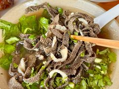 -大众跷脚牛肉馆·非遗传承单位(峨眉山店)