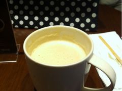 拿铁-星巴克(广州淘金路店)