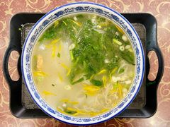 -火烧房子菊花米线(兴盛路店)