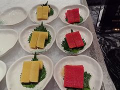 -雍容荟活帝王蟹活龙虾自助(苏宁旗舰店)