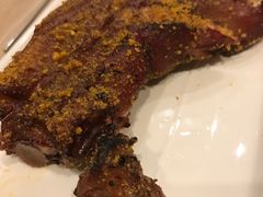 烤猪蹄-喝丢一只鞋辣炒海鲜小烧烤(三八广场店)