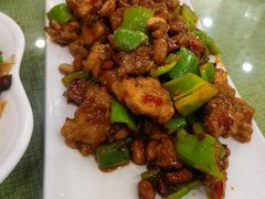 宫保虾仁鸡丁-桃子餐厅·天津菜(红星路直营店)