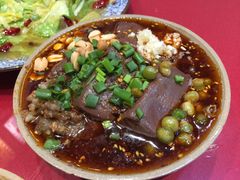 -谢老五跷脚牛肉·非遗传承店