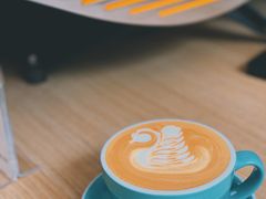 附魔拿铁-COFFEE HOLIC(朝外SOHO店)