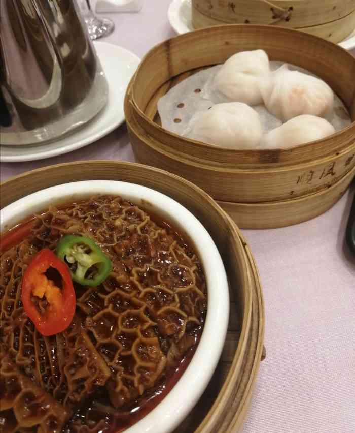 朋友约的,好久没来顺风午餐了,点了蛮多点心的,感觉还不错的,中规中