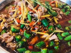 -兔行天下-鸿鹤鲜锅兔(中海国际店)