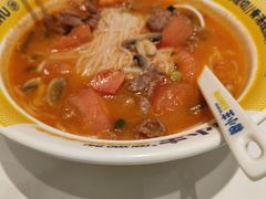 -粉小主·贵州酸汤牛肉粉(南京仙林金鹰店)