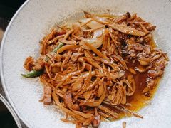 -川流不息·地道川菜·小龙虾(新松江路店)
