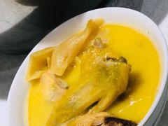 花胶鸡锅底-上房火鍋(新天地店)