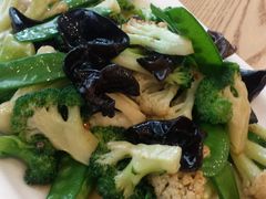 -品海楼·大连海胆锅贴馆(东港店)