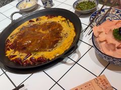 -旧街市鲜货老火锅(大光路店)