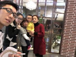 -汪正影业素摄儿童摄影工作室(星摩尔购物中心店)