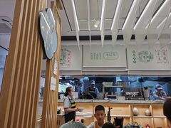 -弄堂咪道-饭香·面香·馄饨香(汇锦广场店)