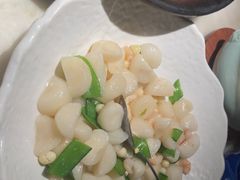 湖中三白-吴越荣记苏州菜·松鼠桂鱼 100% 活鱼现做(月光码头店)