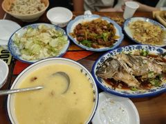 -湖光月色临湖音乐餐厅(台儿庄古城店)